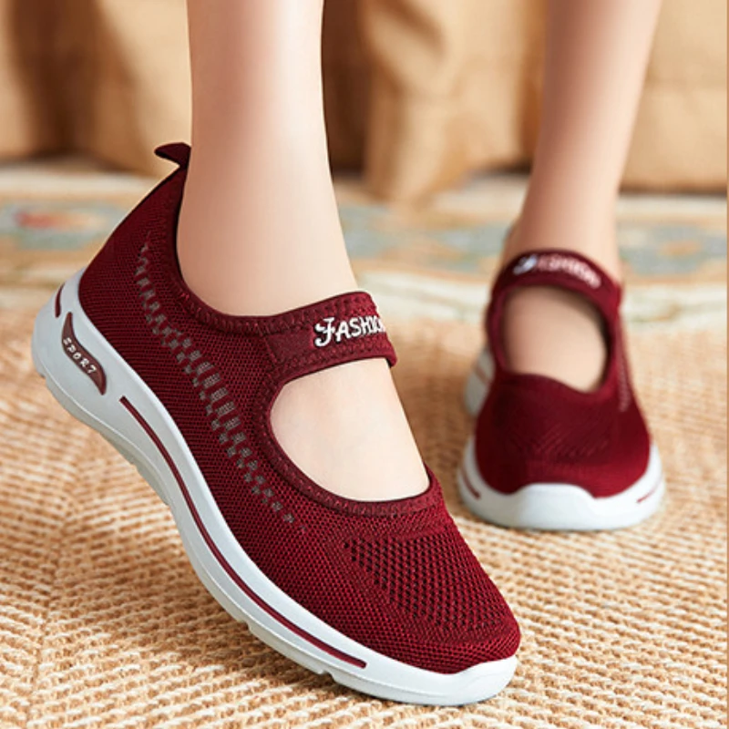 Модные женские кроссовки, новинка 2023, модная женская обувь для бега с вырезами, комфортная женская повседневная обувь, Новая женская Нескользящая спортивная обувь 
Модные женские кроссовки, новинка 2023, модная женская обувь для бега с вырезами, комфортная женская повседневная обувь, Новая женская Нескользящая спортивная обувь