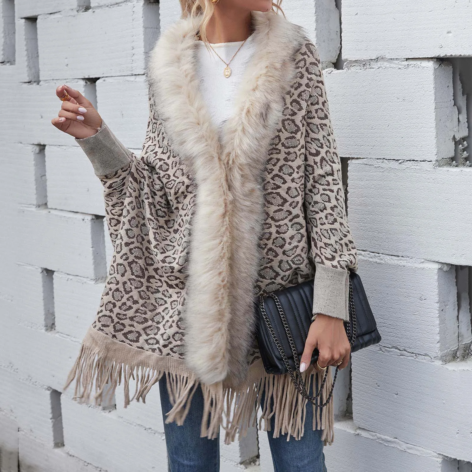 Faux Fur Capes Women Casual Leopard Jacket Cape Loose Cardigan Poncho Vintage Tassel Shawl Coat Solid Batwing Sleeve Veste Femme
Faux Fur Capes Women Casual Leopard Jacket Cape Loose Cardigan Poncho Vintage Tassel Shawl Coat Solid Batwing Sleeve Veste Femme