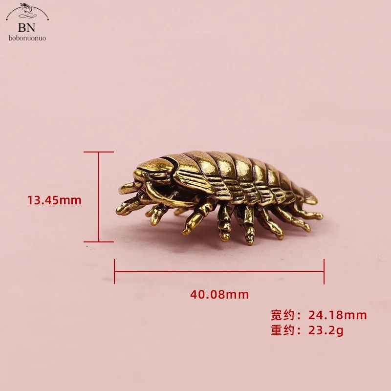 Миниатюрная фигурка гигантского изопода из меди
Миниатюрная фигурка гигантского изопода из меди