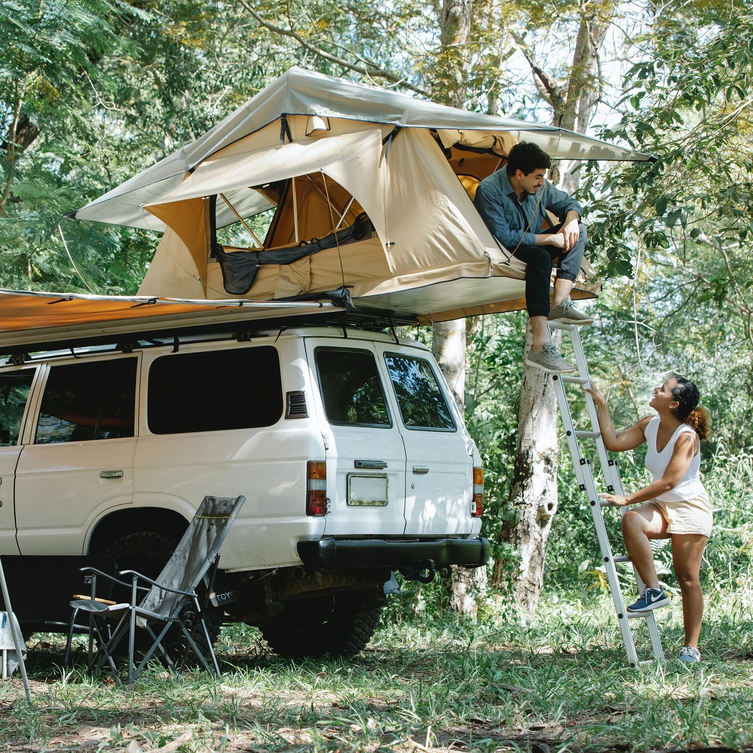 Q SS16 Awning Sun Shelter Auto Canopy Camper Trailer rooftop Tent soft shell roof top tent car camping
Q SS16 Awning Sun Shelter Auto Canopy Camper Trailer rooftop Tent soft shell roof top tent car camping