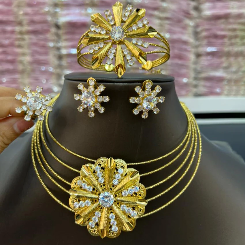 Women Luxury Zirconia Jewelry Set African Rhinestone Luxury 5 Pcs Wedding Jewellery Set Bridal Jewelry
Women Luxury Zirconia Jewelry Set African Rhinestone Luxury 5 Pcs Wedding Jewellery Set Bridal Jewelry
