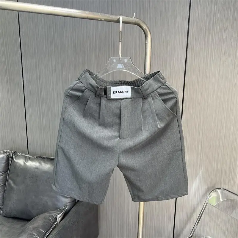 Suit shorts Men's Outerwear Summer Thin Loose Fitting Casual Pants Men's Black Trend Five Point Slim Suit Pants Trend
Suit shorts Men's Outerwear Summer Thin Loose Fitting Casual Pants Men's Black Trend Five Point Slim Suit Pants Trend