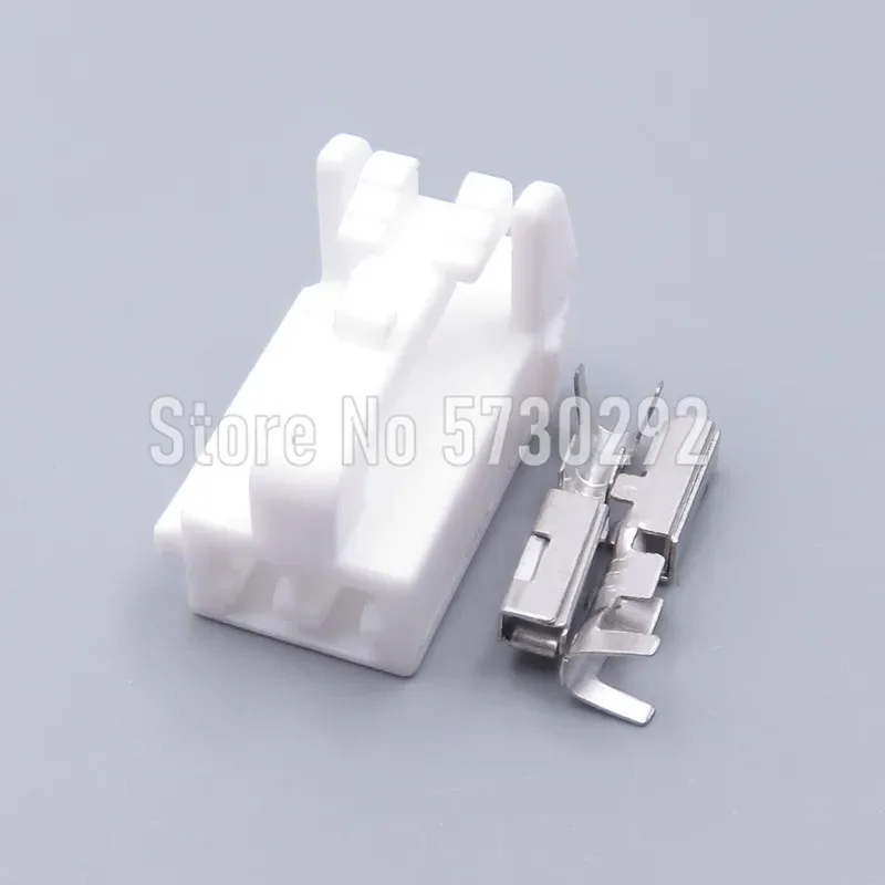 Автомобильный разъем 2P 90980-1247 для Toyota
Автомобильный разъем 2P 90980-1247 для Toyota