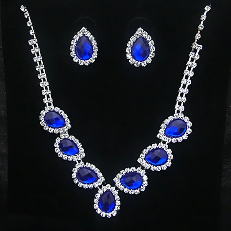 Trendy Blauw Water Drop Rhinestones Vrouwen Ketting Met Zilveren Kleur Ingelegd Zirkoon Pandent Voor Vrouwen Accessoires
Trendy Blauw Water Drop Rhinestones Vrouwen Ketting Met Zilveren Kleur Ingelegd Zirkoon Pandent Voor Vrouwen Accessoires