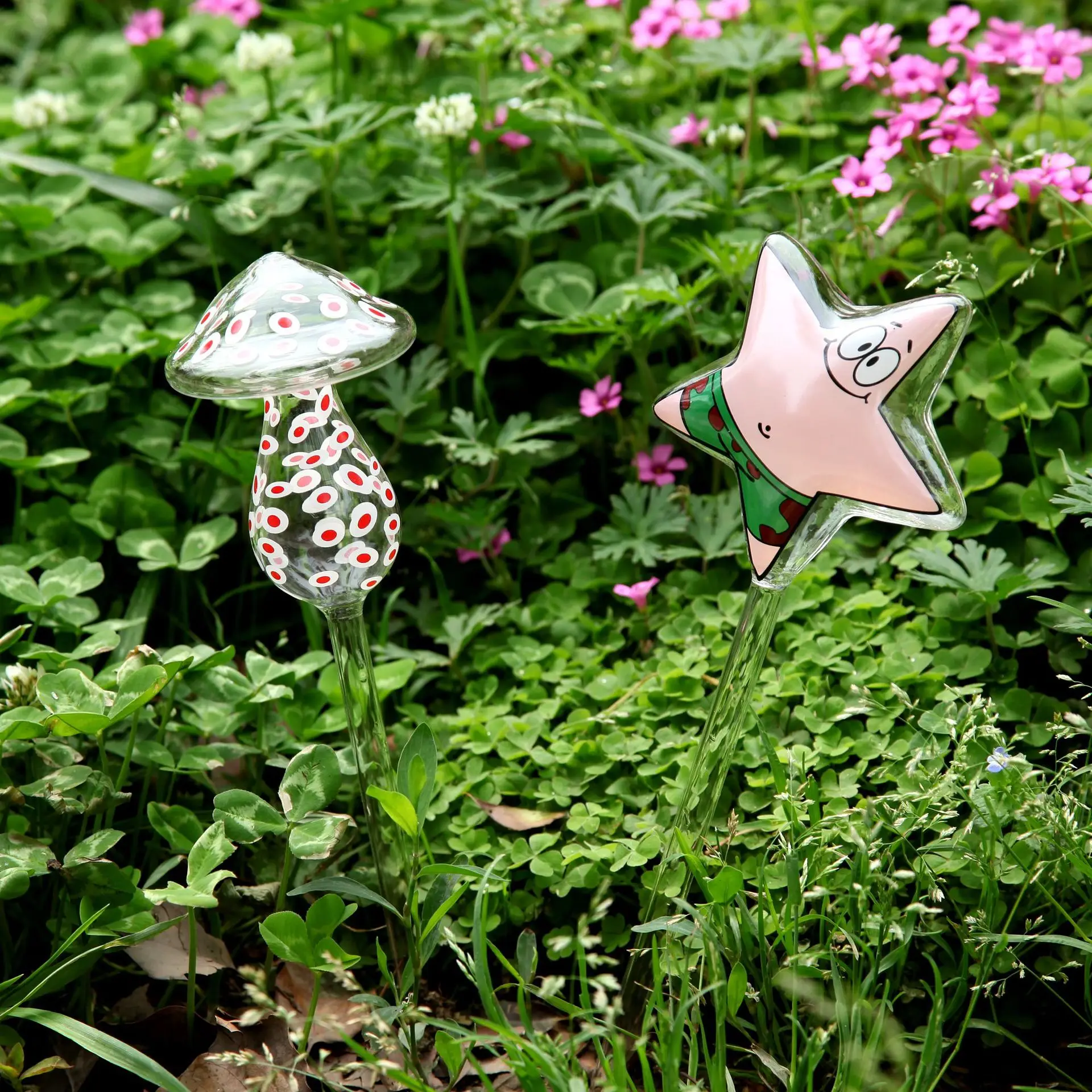 1pc Houseplant Automatic Self Watering Glass Plant Flowers Water Feeder Garden Transparent Drip Irrigation Watering Device
1pc Houseplant Automatic Self Watering Glass Plant Flowers Water Feeder Garden Transparent Drip Irrigation Watering Device