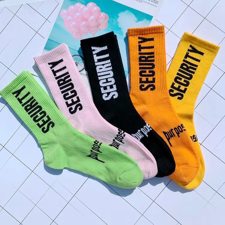 Kpop Hot Sale Popular Fashion Women Men Hip Hop Simple Long Street Skateboard Spring Autumn Socks For Girls Socks for Youth Teen
Kpop Hot Sale Popular Fashion Women Men Hip Hop Simple Long Street Skateboard Spring Autumn Socks For Girls Socks for Youth Teen