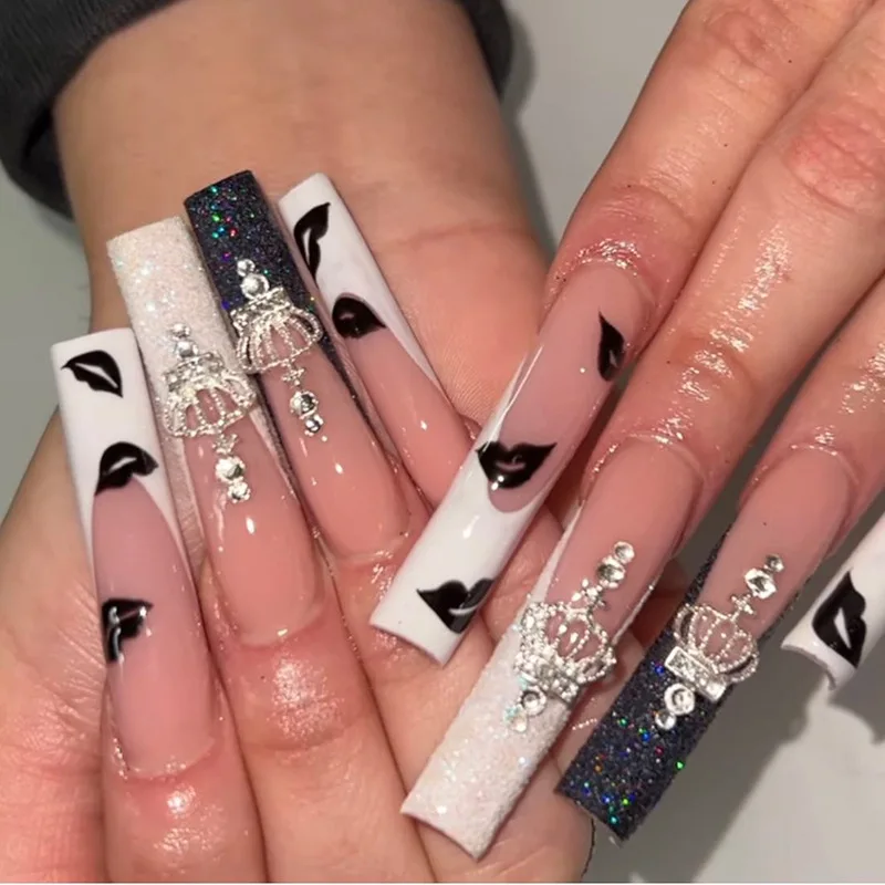 Black White Fake Nails Set 24pcs/set Korean Style False Nails with Designs Nail Art Accesoires Nail Art Charms Professional
Black White Fake Nails Set 24pcs/set Korean Style False Nails with Designs Nail Art Accesoires Nail Art Charms Professional