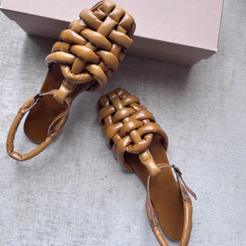 Square Head Woven Sandals Hollowed-Out Bread Shoes Women 2023 Flat Roman Shoes Fashion Fisherman Shoes INS Retro Mary Jane Shoes
Square Head Woven Sandals Hollowed-Out Bread Shoes Women 2023 Flat Roman Shoes Fashion Fisherman Shoes INS Retro Mary Jane Shoes