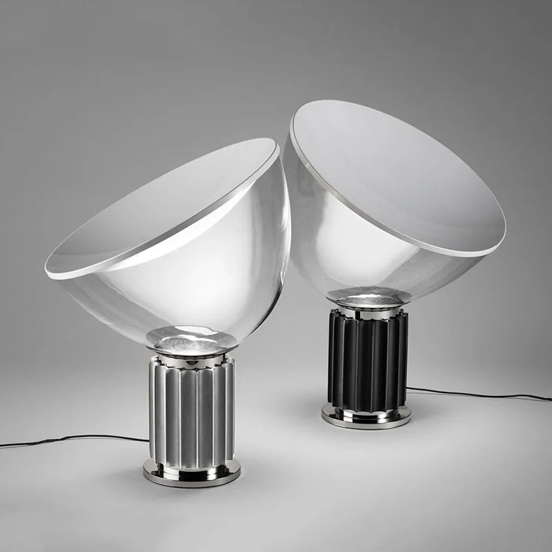 Итальянская дизайнерская настольная лампа, стеклянный Настольный светильник с радаром для гостиной, спальни, прикроватная лампа, декоративный светильник для кабинета, скандинавский домашний декор
Итальянская дизайнерская настольная лампа, стеклянный Настольный светильник с радаром для гостиной, спальни, прикроватная лампа, декоративный светильник для кабинета, скандинавский домашний декор
