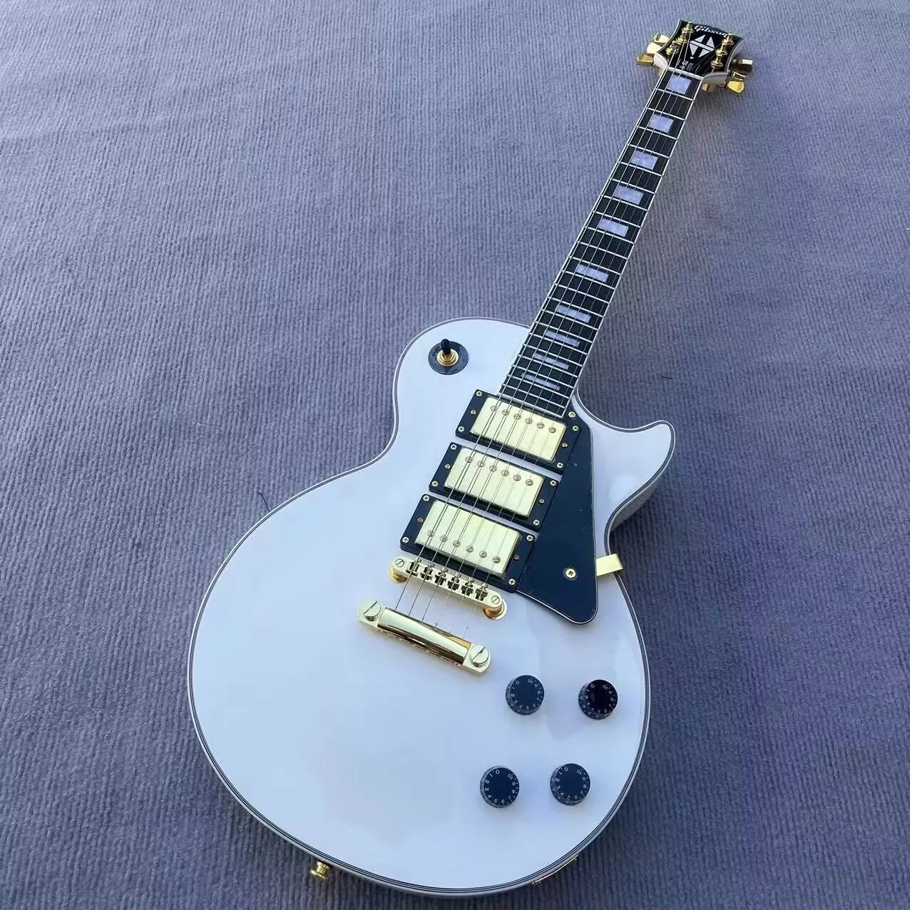 Mahogany body rose wood fingerboard Flame Maple Top G Les Standard LP Paul Solid Electric Guitar the Factory outlet WSNML
Mahogany body rose wood fingerboard Flame Maple Top G Les Standard LP Paul Solid Electric Guitar the Factory outlet WSNML