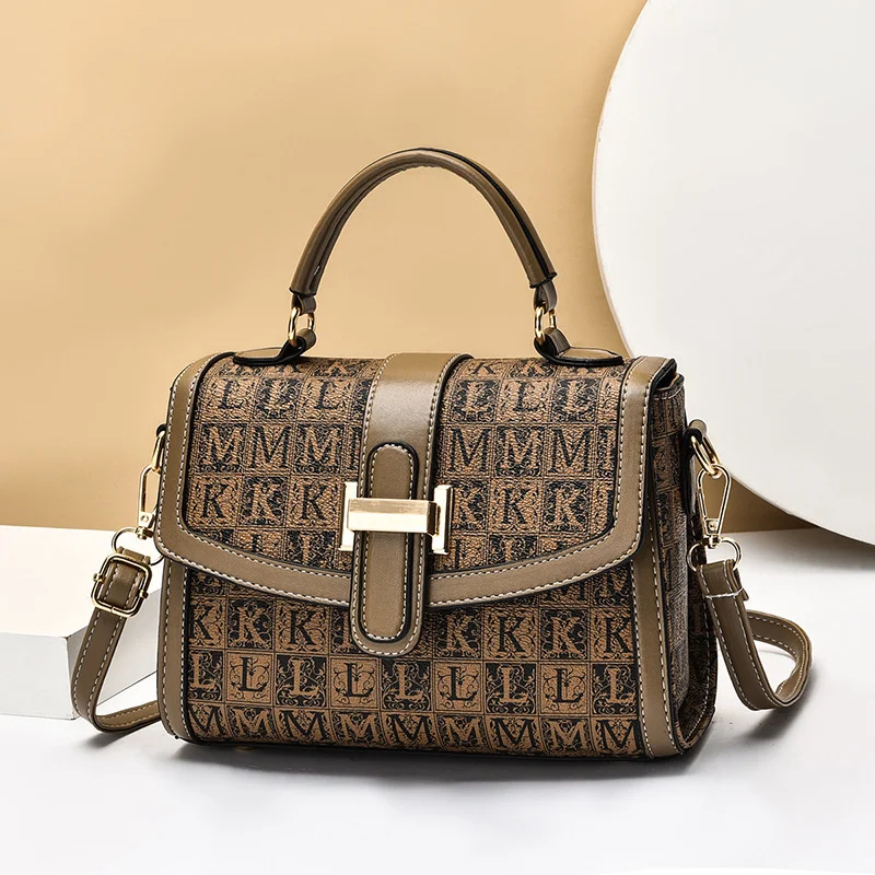 French new pillow bag Mini messenger bag Single Shoulder Bag Fashion bucket bag small bag women's fashion
French new pillow bag Mini messenger bag Single Shoulder Bag Fashion bucket bag small bag women's fashion