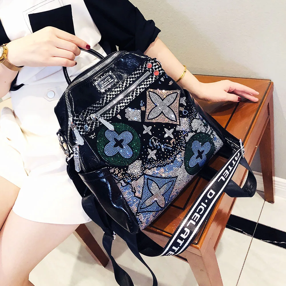 Real Leather Backpack Designers Large Bagpack Shoulder Bag Women Backpack for School Style Leather Bag College Mochilas
Real Leather Backpack Designers Large Bagpack Shoulder Bag Women Backpack for School Style Leather Bag College Mochilas