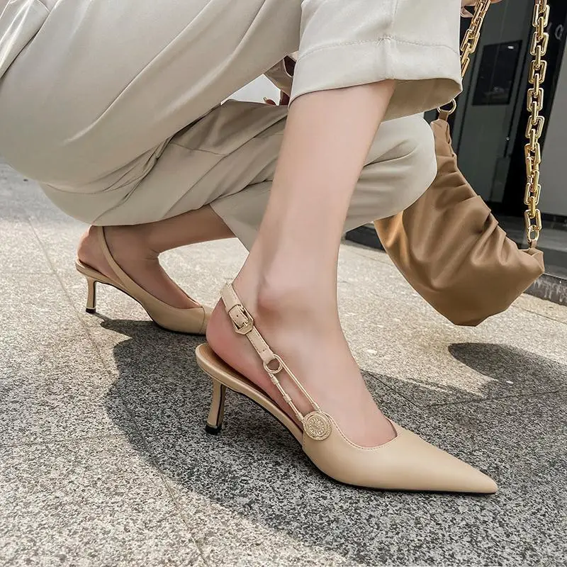Design Stiletto Elegant Solid High Heels Women's Thin Heels Black Versatile Sandals Women's Shoes Summer Calzado Mujer
Design Stiletto Elegant Solid High Heels Women's Thin Heels Black Versatile Sandals Women's Shoes Summer Calzado Mujer