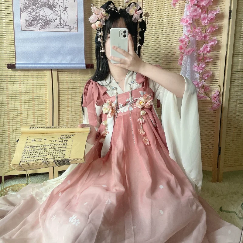 Chinese Style Retro Film and Television Drama Hanfu Women Daily Fairy Chest Skirt Print Suit Breast-high Gradient Dresses
Chinese Style Retro Film and Television Drama Hanfu Women Daily Fairy Chest Skirt Print Suit Breast-high Gradient Dresses