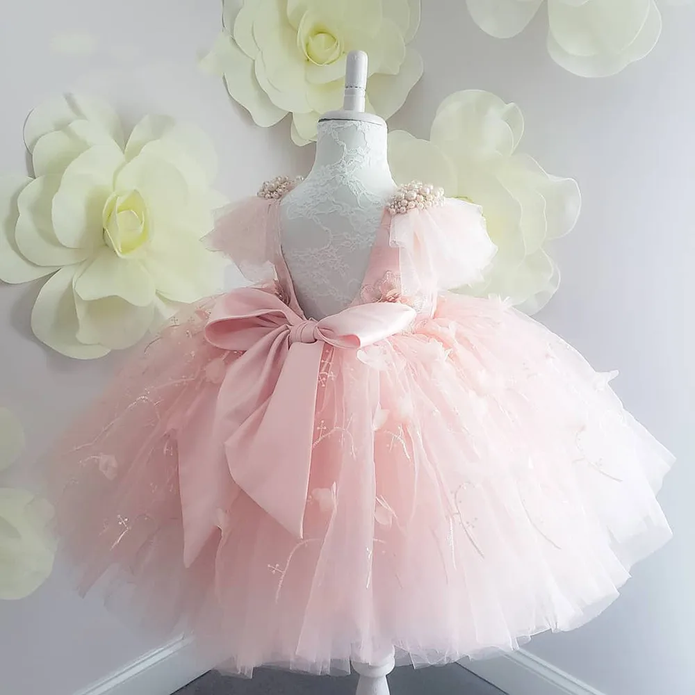 

Cute Puffy Pink Ball Gown Girl Pageant Dress Pearls Beading Flower Girl Dresses Tulle Satin Bow First Communion Dress New Year