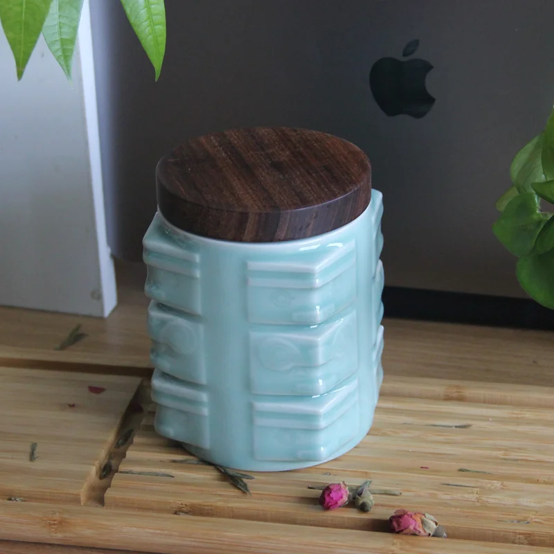 Longquan Celadon Tea Storage Tank Jade Cong of Liangzhu Culture Sealed Wooden Lid Ceramic Jar Retro Moisture-proof Tea Caddy
Longquan Celadon Tea Storage Tank Jade Cong of Liangzhu Culture Sealed Wooden Lid Ceramic Jar Retro Moisture-proof Tea Caddy