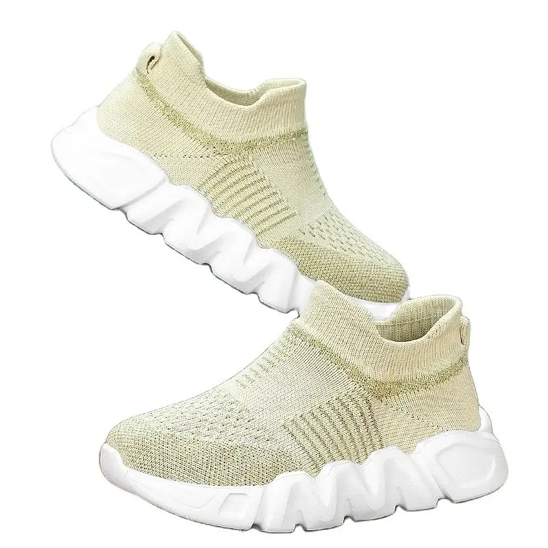 Children's casual sports shoes 2023 new soft, non slip, breathable boys and girls' walking shoes outdoor sports shoes
Children's casual sports shoes 2023 new soft, non slip, breathable boys and girls' walking shoes outdoor sports shoes