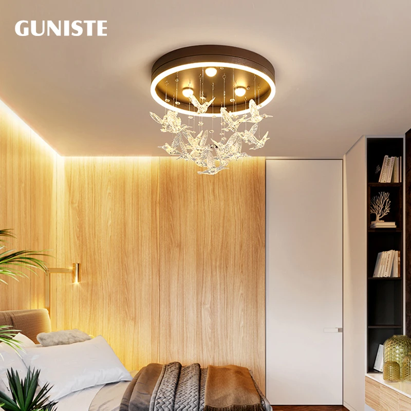 Light luxury bedroom ceiling light 2022 new Instagram star creative bird warm romantic lighting in the master bedroom
Light luxury bedroom ceiling light 2022 new Instagram star creative bird warm romantic lighting in the master bedroom