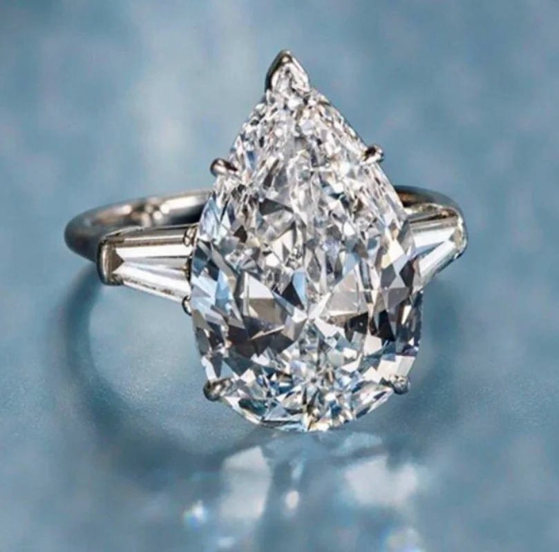 Luxury Water Drop 6ct Lab Diamond Ring S925 Sterling Silver Engagement Wedding band Rings for Women Bridal Fine Party Jewelry
Luxury Water Drop 6ct Lab Diamond Ring S925 Sterling Silver Engagement Wedding band Rings for Women Bridal Fine Party Jewelry