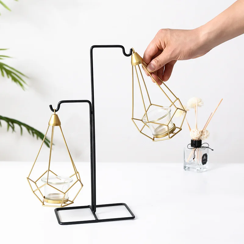 Creative Nordic style light luxury candle holder table romantic wedding candlelight dinner props European decoration ornaments
Creative Nordic style light luxury candle holder table romantic wedding candlelight dinner props European decoration ornaments