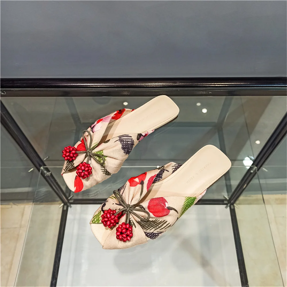 New European and American Flat bottom Sandals 2022 spring and summer Korean fashion bow Baotou Slipper girl
New European and American Flat bottom Sandals 2022 spring and summer Korean fashion bow Baotou Slipper girl