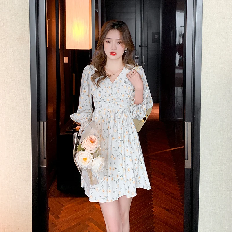 Women's Dress Spring 2022 New French Style Floral Print Long Sleeve High Waist V-Neck Dresses Dropshipping
Women's Dress Spring 2022 New French Style Floral Print Long Sleeve High Waist V-Neck Dresses Dropshipping
