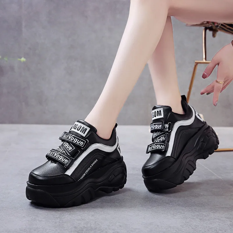 2022 Thick Bottom Chunky Sneakers Women White Black Patchwork High Platform Shoes Woman Casual Autumn Winter Wedges Footwear
2022 Thick Bottom Chunky Sneakers Women White Black Patchwork High Platform Shoes Woman Casual Autumn Winter Wedges Footwear