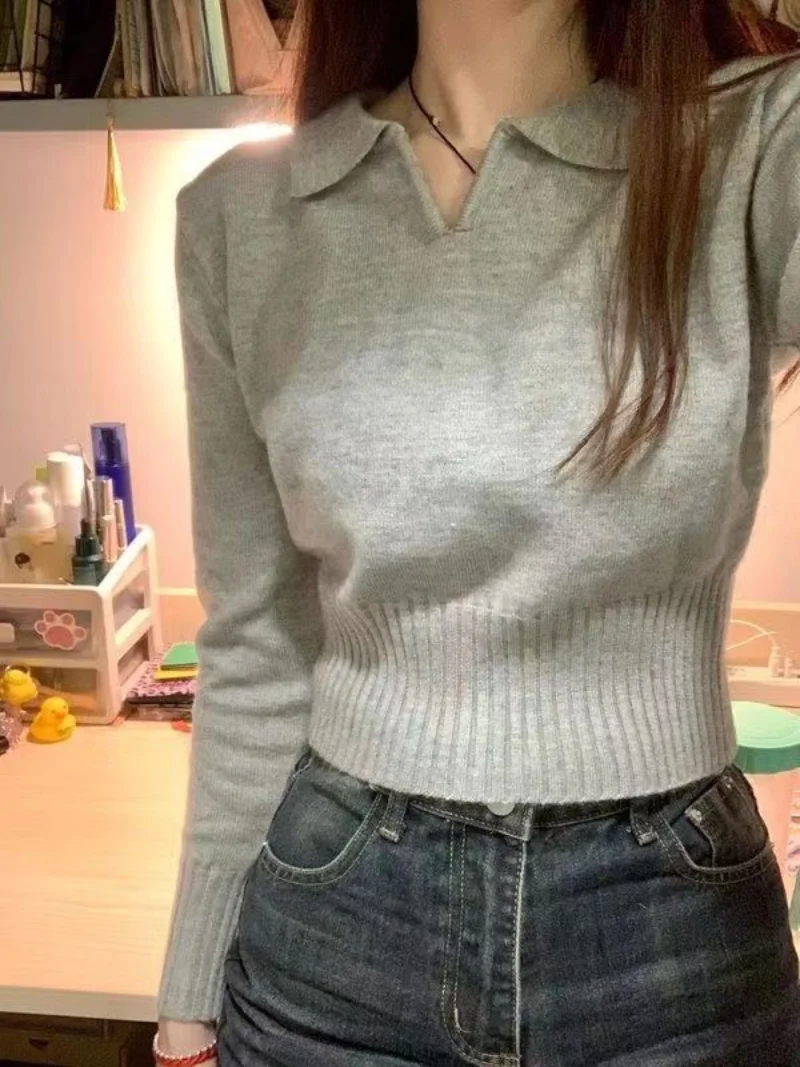 Solid V Neck Sweaters Pull Femme Gray Slim Fit Pullovers Short Length Women Knitted Tops American Sueter Mujer
Solid V Neck Sweaters Pull Femme Gray Slim Fit Pullovers Short Length Women Knitted Tops American Sueter Mujer