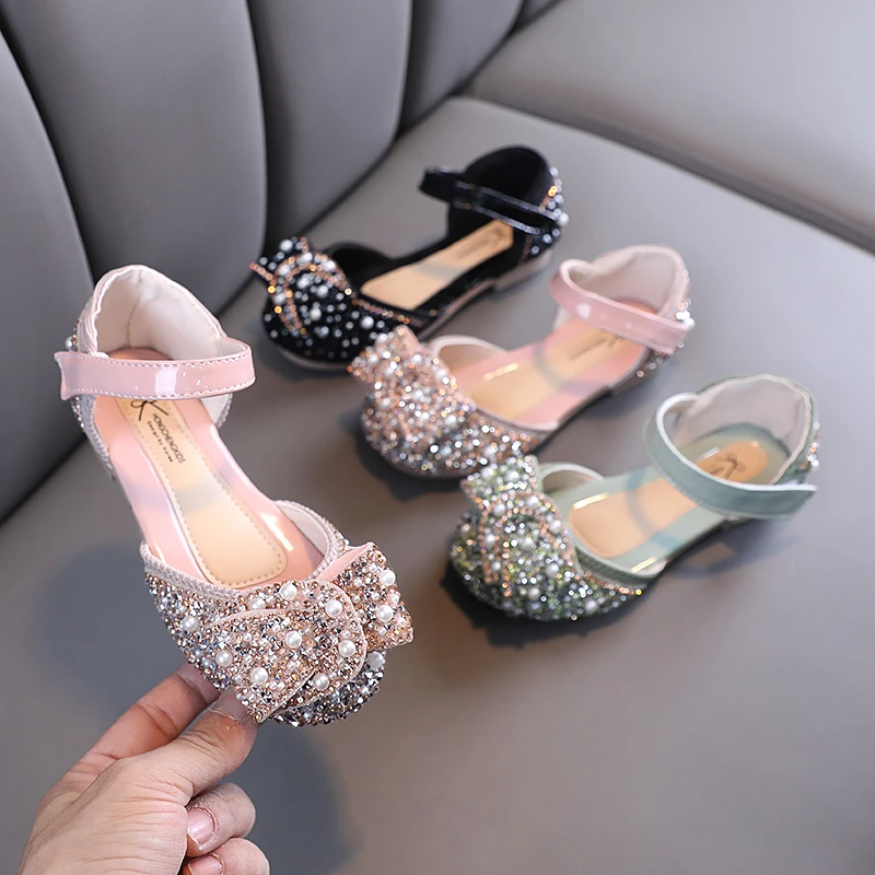 Summer Girls Sandals Kids Bow Sequin Rhinestone Princess Shoes Children Dance Performance Shoes Soft-soled Crystal Party Shoes
Summer Girls Sandals Kids Bow Sequin Rhinestone Princess Shoes Children Dance Performance Shoes Soft-soled Crystal Party Shoes