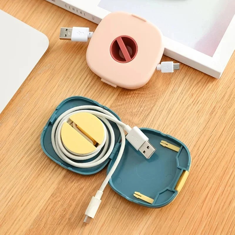 Cord Cable Winder Organizer with Phone Stand Rotate to Retract Tangle-Free Charging Cable Case Earphones USB Wires Organization
Cord Cable Winder Organizer with Phone Stand Rotate to Retract Tangle-Free Charging Cable Case Earphones USB Wires Organization
