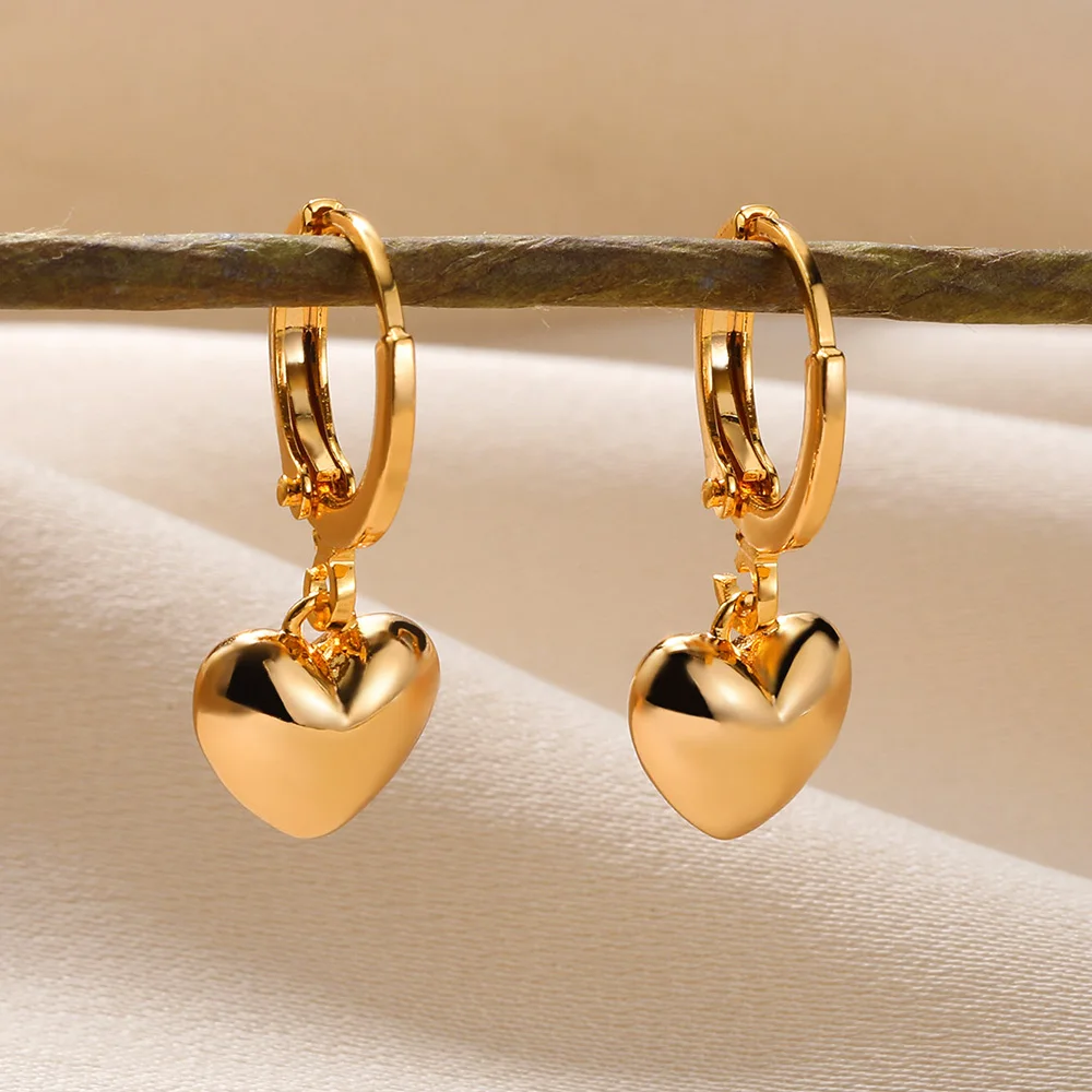 Gold Color Love Heart Hoop Earrings for Women Vintage Trendy Elegant Geometric Female Dangle Earrings Korean Jewelry Accessories
Gold Color Love Heart Hoop Earrings for Women Vintage Trendy Elegant Geometric Female Dangle Earrings Korean Jewelry Accessories