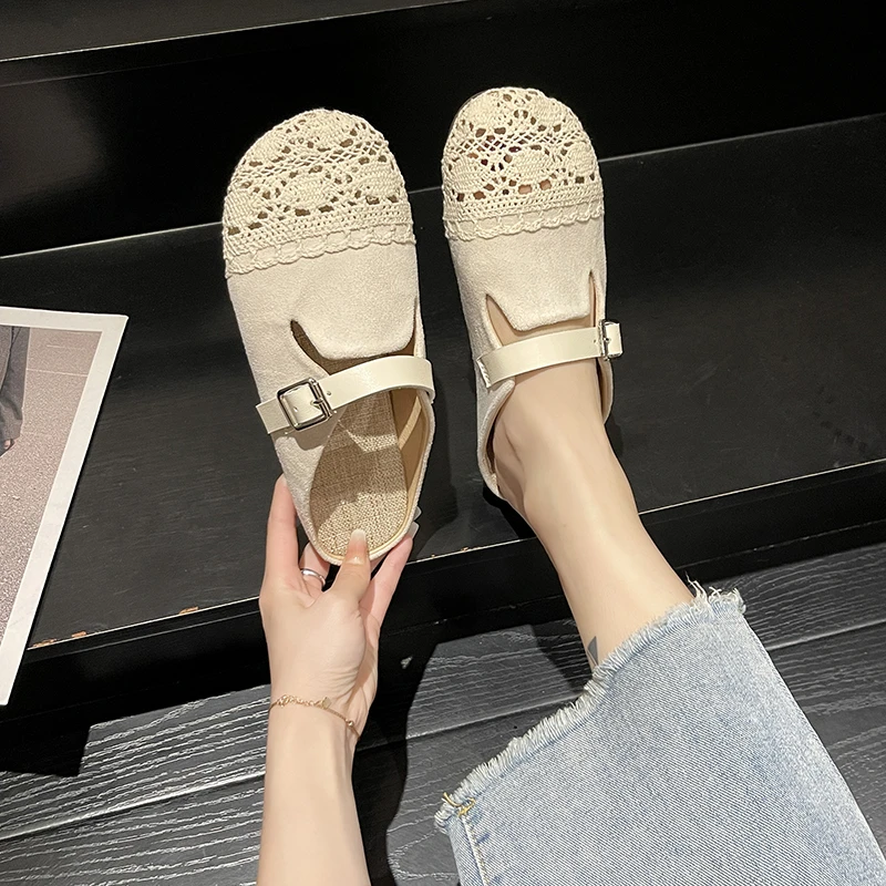 Japanese wear hollow round half slippers women's Baotou flat bottom summer woven mesh sandals and slippers
Japanese wear hollow round half slippers women's Baotou flat bottom summer woven mesh sandals and slippers