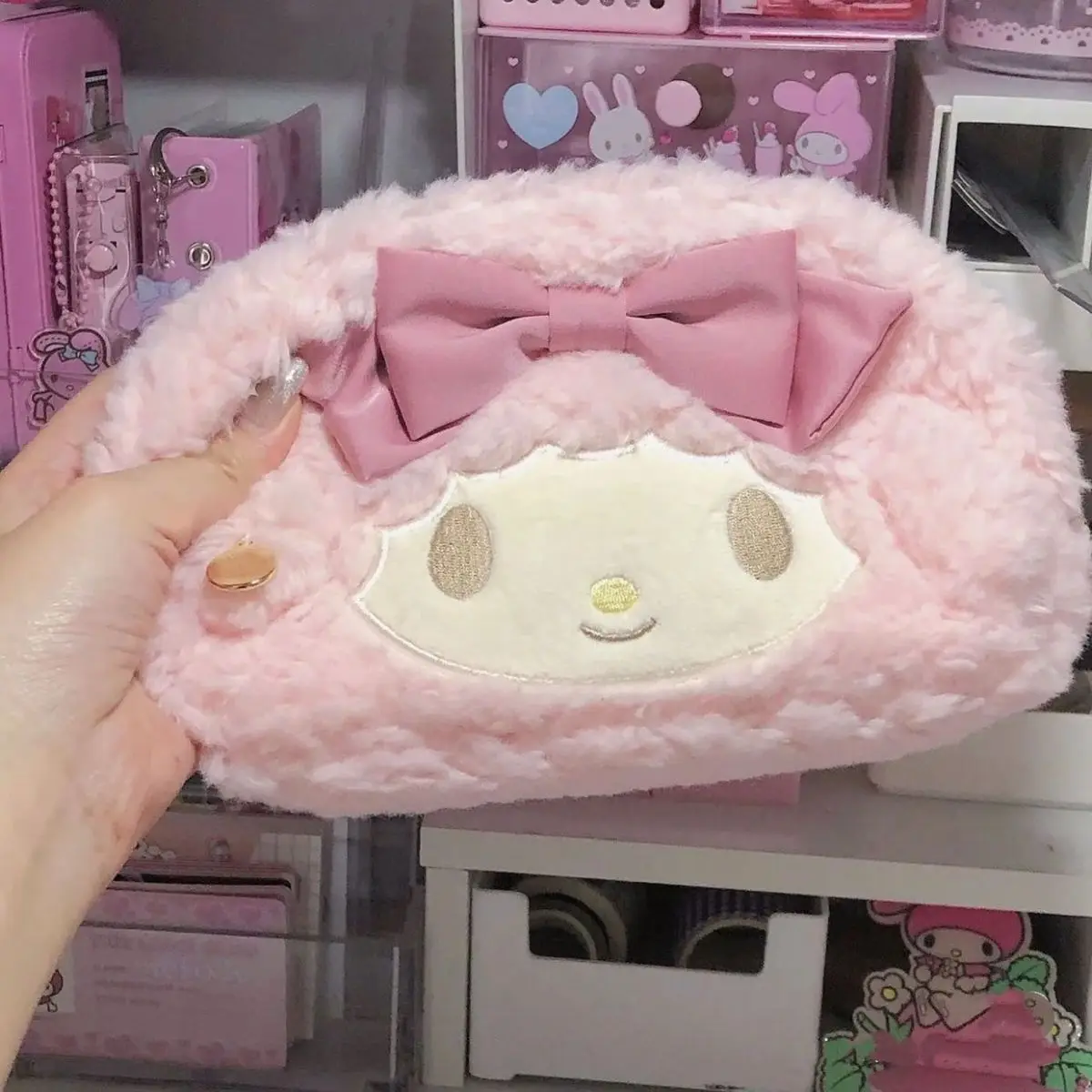 Mymelody Cinnamorol Stationery Bag Pencil Bag Cosmetic Bag Jewelry Drawer Dust-Proof Earrings Makeup Container Organizer Desk
Mymelody Cinnamorol Stationery Bag Pencil Bag Cosmetic Bag Jewelry Drawer Dust-Proof Earrings Makeup Container Organizer Desk