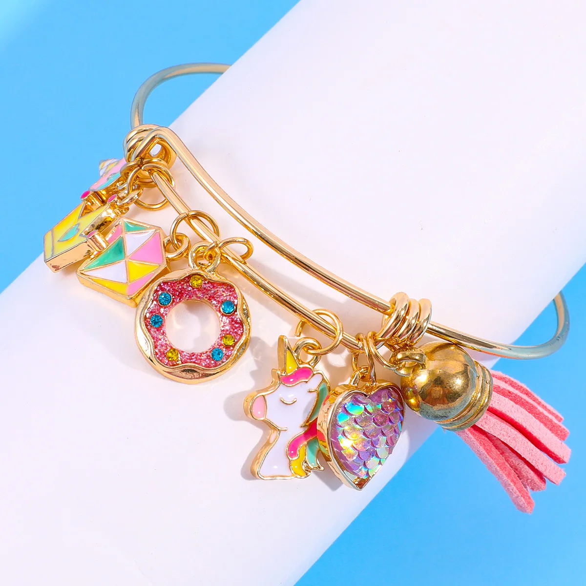 Trendy Girl Jewelry Children's Gift Love&Unicorns&Donuts Bracelet Hot Sale Alloy Drop Oil Unicorn Heart Stretchable Bracelet 
Trendy Girl Jewelry Children's Gift Love&Unicorns&Donuts Bracelet Hot Sale Alloy Drop Oil Unicorn Heart Stretchable Bracelet