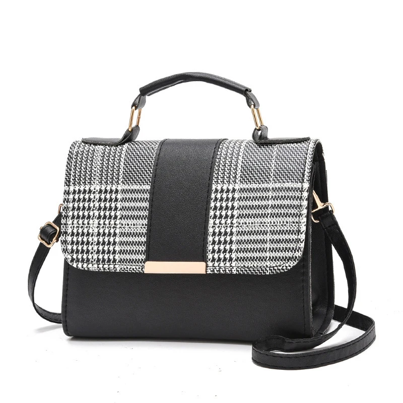 Shoulder Tote Women's Bag 2022 Trend Pu Female Fashion Lattice Lace Aesthetic Luxury Designer Bags for Women Crossbody Handbag
Shoulder Tote Women's Bag 2022 Trend Pu Female Fashion Lattice Lace Aesthetic Luxury Designer Bags for Women Crossbody Handbag