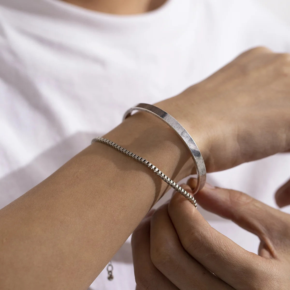 Fashion Hip-hop Simple Wide-brimmed Single Chain Bracelet for Men Bead Bangle Geometric Wholesale Lobster Clasp Jewelry Pulseras
Fashion Hip-hop Simple Wide-brimmed Single Chain Bracelet for Men Bead Bangle Geometric Wholesale Lobster Clasp Jewelry Pulseras