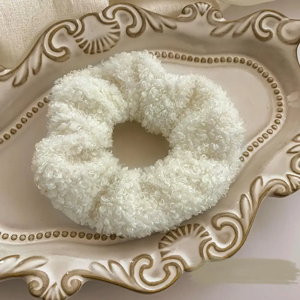Autumn Winter Cute White Plush Hair Tie Color Plush Sweet Hair Bands Female Elastic Accessories Gentle Hair U1i2
Autumn Winter Cute White Plush Hair Tie Color Plush Sweet Hair Bands Female Elastic Accessories Gentle Hair U1i2