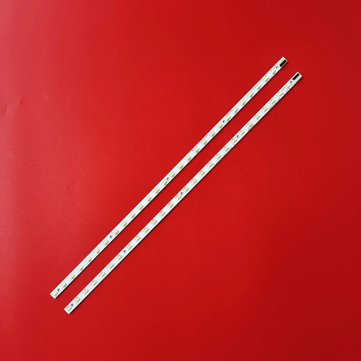 Лента светодиодной подсветки L500H1-4EB V500H1-LS5-TLEM4 V500H1-LS5-TREM4 V500H1-LS5-TREM6 TLEM6 L50E5090-3D V500HK1-LS5
Лента светодиодной подсветки L500H1-4EB V500H1-LS5-TLEM4 V500H1-LS5-TREM4 V500H1-LS5-TREM6 TLEM6 L50E5090-3D V500HK1-LS5