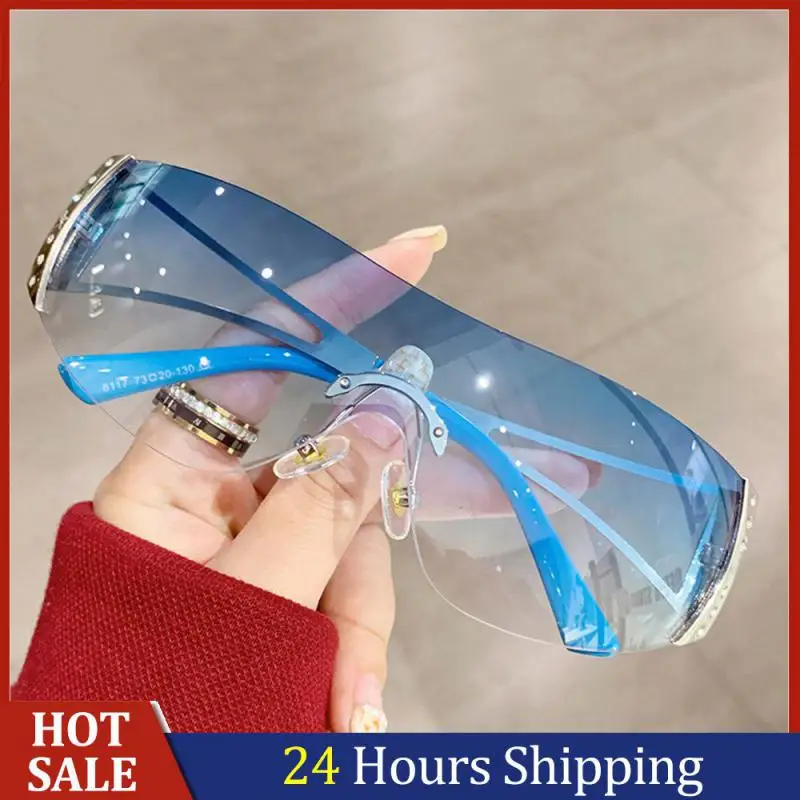 Солнцезащитные очки для велоспорта Uv400, небольшие прямоугольные, без оправы, поляризационные, из сплава, с градиентными линзами 
Солнцезащитные очки для велоспорта Uv400, небольшие прямоугольные, без оправы, поляризационные, из сплава, с градиентными линзами