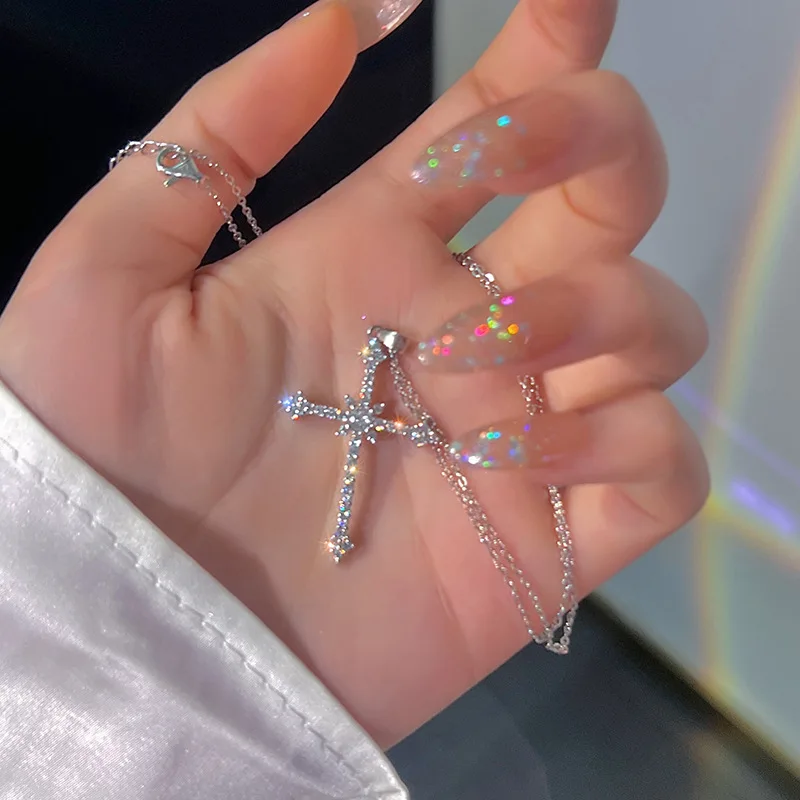 

Korean Shiny Zircon Cross Pendant Necklace for Women Rhinestones Cross Choker Necklaces Egirl Y2K Jewelry Accessories Gift