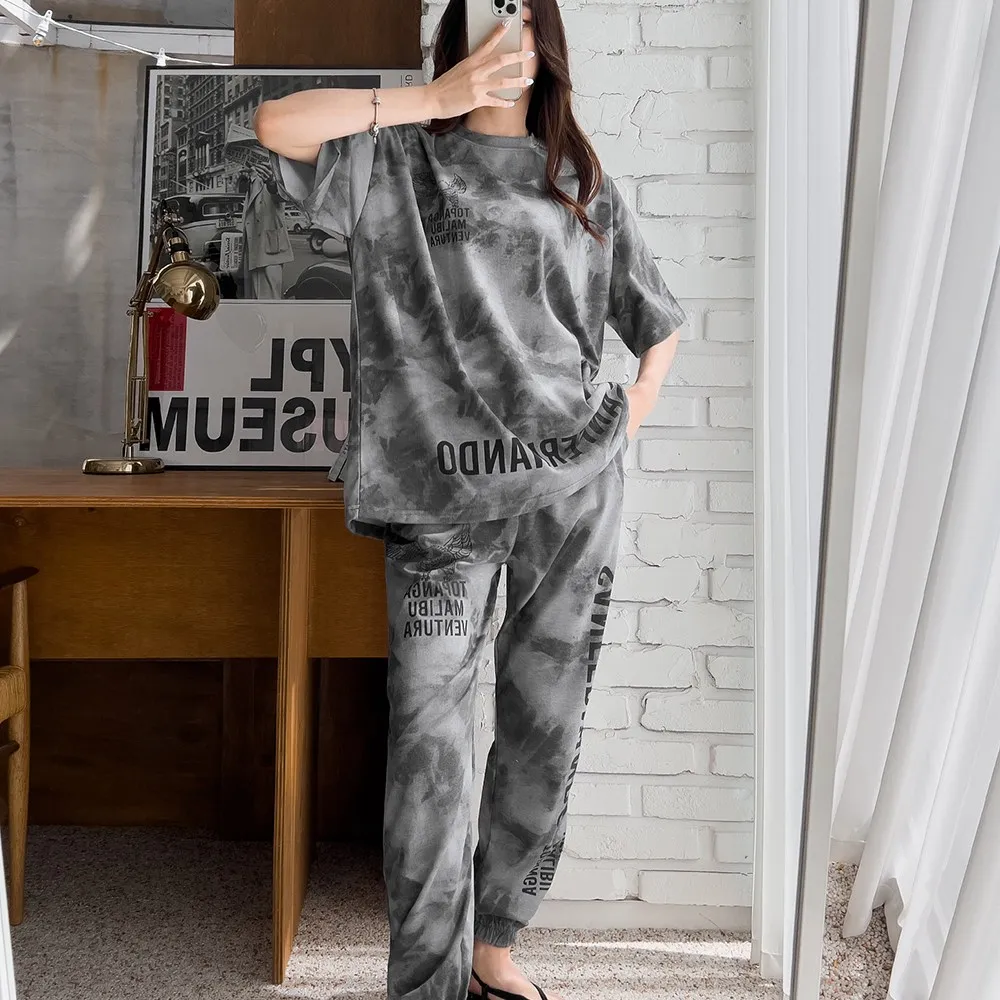 여성용 독수리물나염 트레이닝복세트 조거팬츠 상하세트 반팔 티셔츠 츄리닝복세트 운동복
여성용 독수리물나염 트레이닝복세트 조거팬츠 상하세트 반팔 티셔츠 츄리닝복세트 운동복