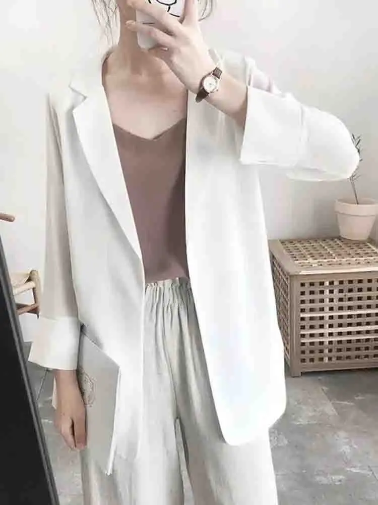 Suoversized Spring Summer Loose Chiffon Suit Jacket Cardigan Solid color Thin blazer Women Three-Quarter Sleeve Grey White Tops
Suoversized Spring Summer Loose Chiffon Suit Jacket Cardigan Solid color Thin blazer Women Three-Quarter Sleeve Grey White Tops