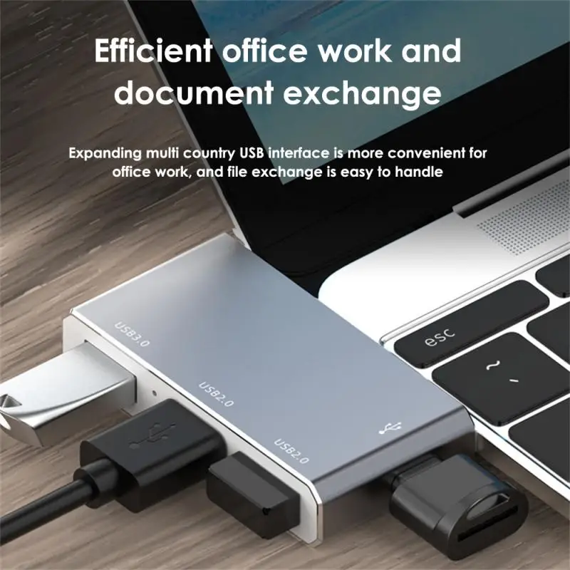Mini 4 In 1 Aluminium Alloy USB 3.0 Hub 3 Port Multifunctional USB Expander USB-C 2.0 Adapter For Laptop Computer Accessories
Mini 4 In 1 Aluminium Alloy USB 3.0 Hub 3 Port Multifunctional USB Expander USB-C 2.0 Adapter For Laptop Computer Accessories
