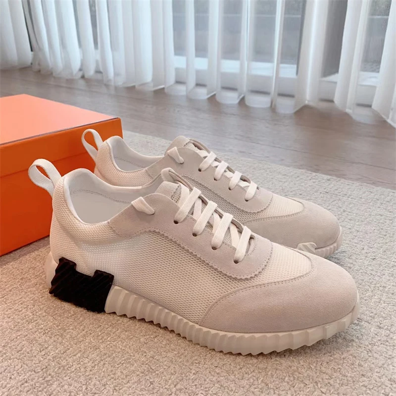 Luxury designer summer breathable sports shoes lace-up running shoes women's shoes sheepskin stitching mesh H small white shoes
Luxury designer summer breathable sports shoes lace-up running shoes women's shoes sheepskin stitching mesh H small white shoes