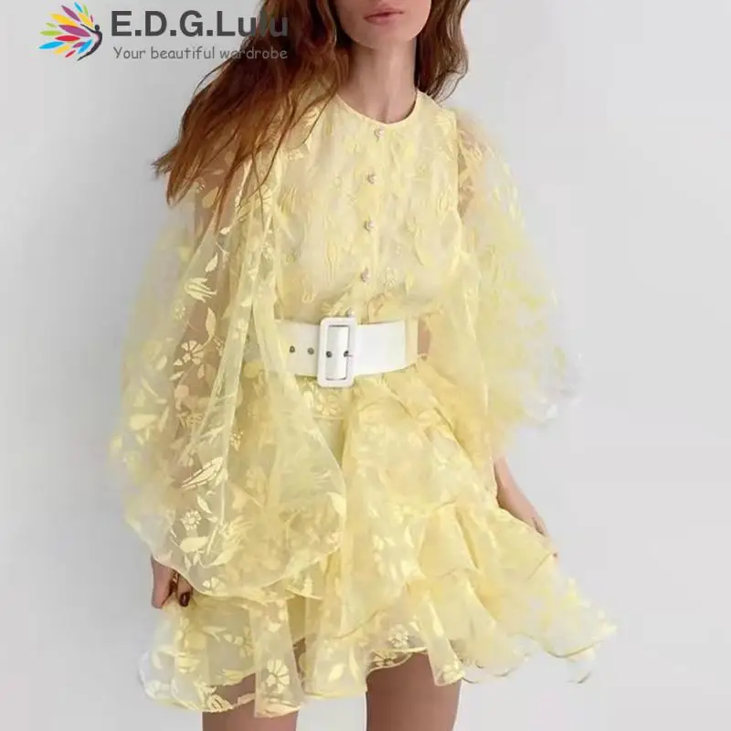 EDGLuLu Elegant O-neck Lantern Sleeve Yellwo Dresses For Women 2022 Luxury Designer Mesh Embroidery Mini Dress Vestidos 0424
EDGLuLu Elegant O-neck Lantern Sleeve Yellwo Dresses For Women 2022 Luxury Designer Mesh Embroidery Mini Dress Vestidos 0424