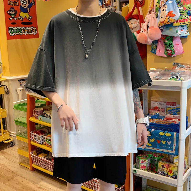 Boys summer ins trend Harajuku Hong Kong style Korean version five-point sleeves loose and simple tide brand half-sleeve clothes
Boys summer ins trend Harajuku Hong Kong style Korean version five-point sleeves loose and simple tide brand half-sleeve clothes
