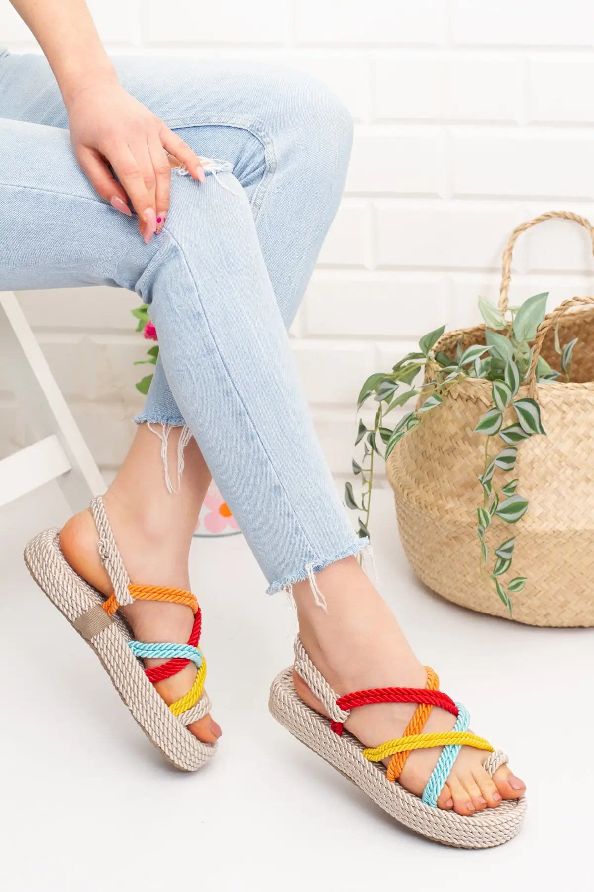 Women's Braided Rope Sandals Straw Knitting Traditional Handmade Casual Style Fashion Non-Slip Beach Summer Slippers Sandals
Women's Braided Rope Sandals Straw Knitting Traditional Handmade Casual Style Fashion Non-Slip Beach Summer Slippers Sandals