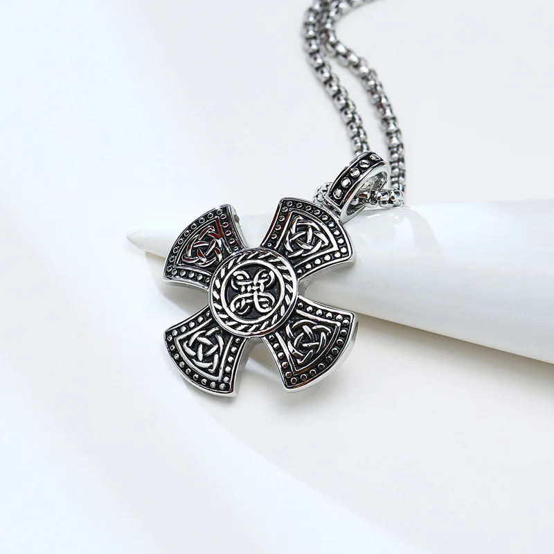 Fashion Personality Vintage Celtic Trinity Knot Pendant Necklace Charm Men's Prayer Pendant Necklace Casual Viking Jewelry Gift
Fashion Personality Vintage Celtic Trinity Knot Pendant Necklace Charm Men's Prayer Pendant Necklace Casual Viking Jewelry Gift