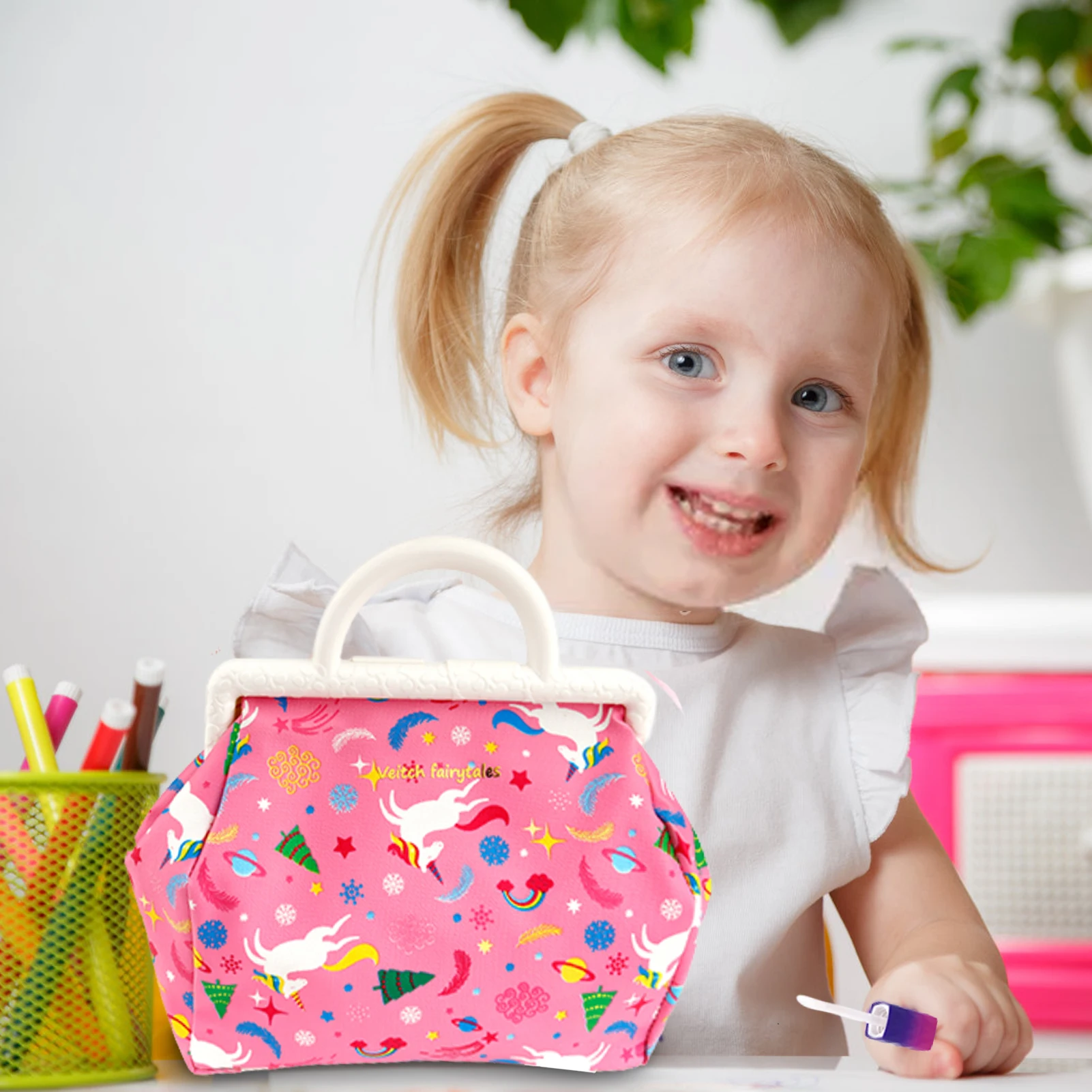 33 шт., моющаяся игрушка для макияжа для маленьких девочек
33 шт., моющаяся игрушка для макияжа для маленьких девочек