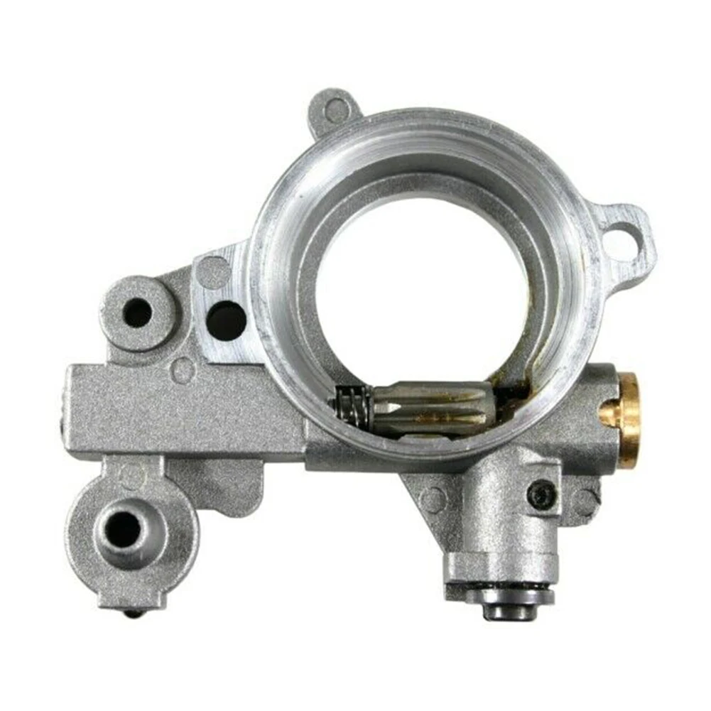 Chainsaw Parts Engine Oil Pump Brand New Easy Installation Garden Power Accessories Garden Tool Parts Oil Pump Replacement
Chainsaw Parts Engine Oil Pump Brand New Easy Installation Garden Power Accessories Garden Tool Parts Oil Pump Replacement